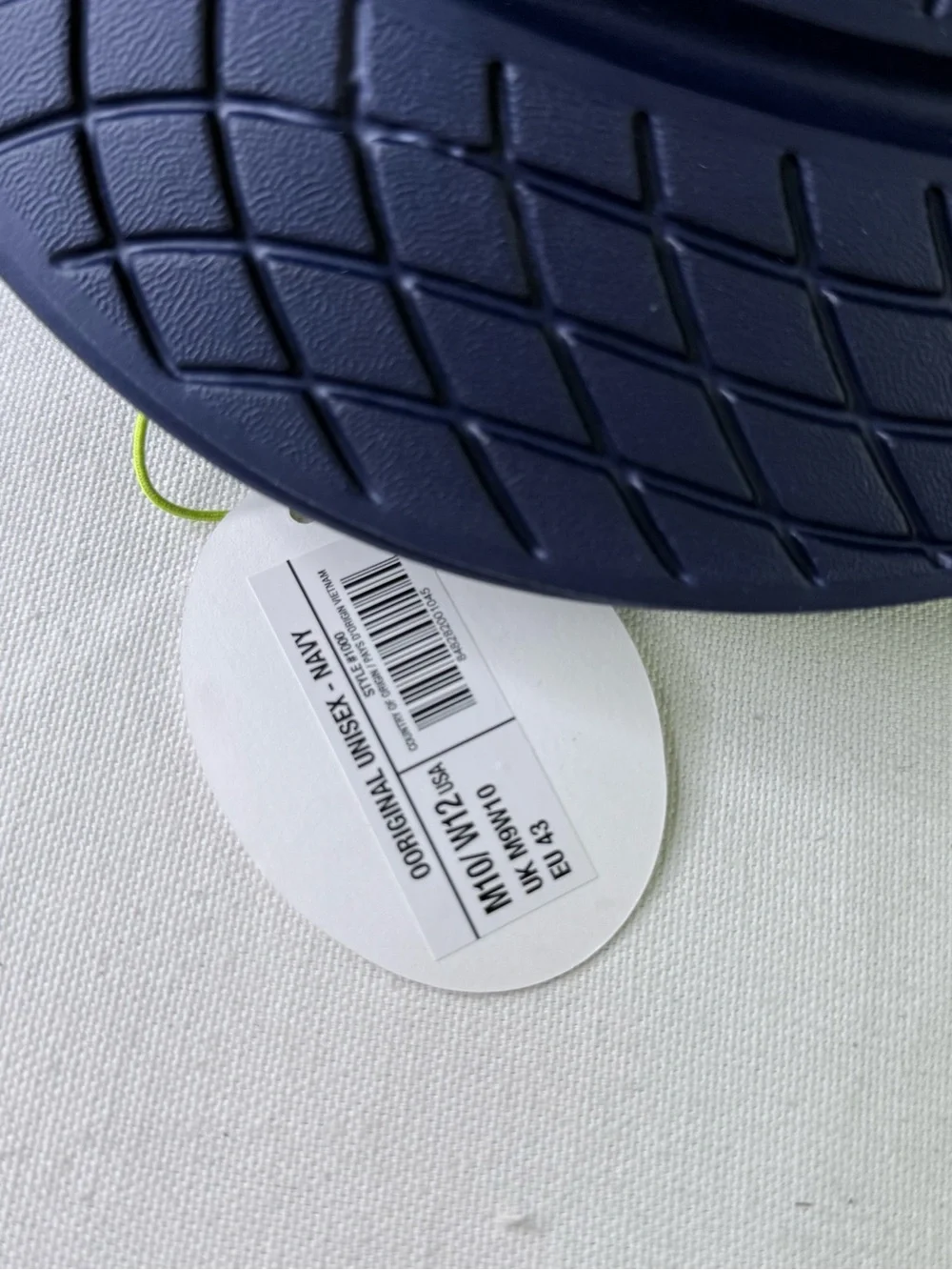 OOFOS brand new